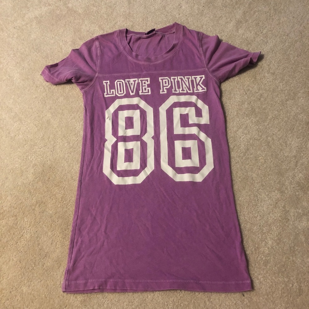 Pink Victoria’s Secret t shirt